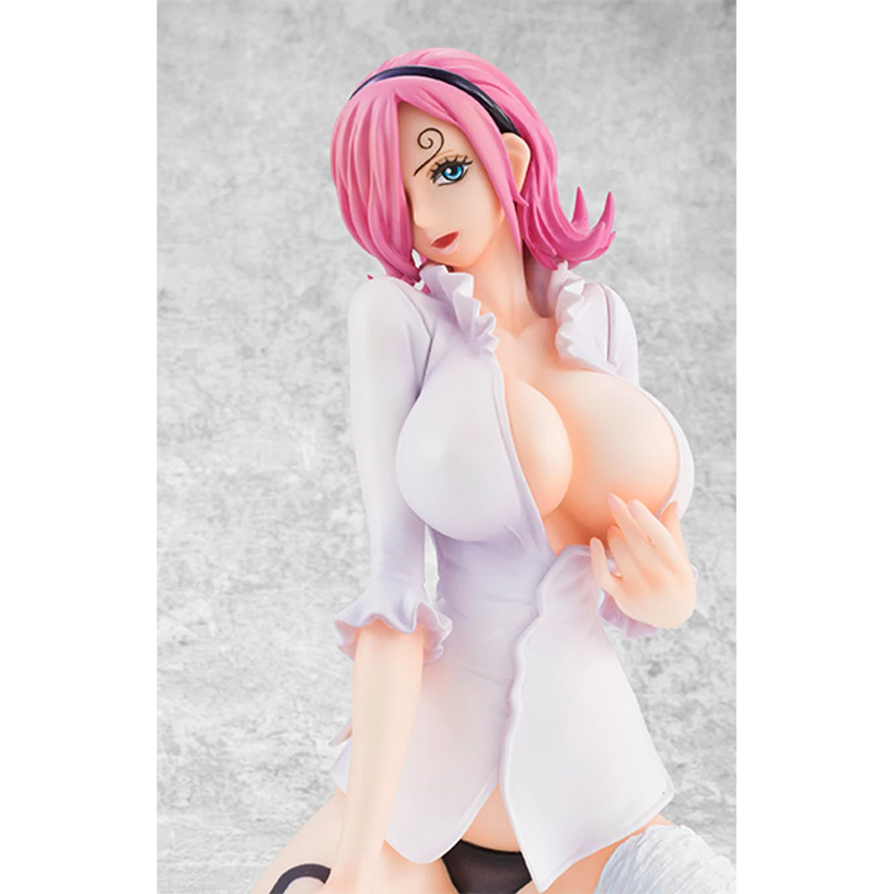 MegaHouse Portrait.Of.Pirates One Piece LIMITED EDITION VinSmoke Reiju Ver.02 1/8 - Image 3