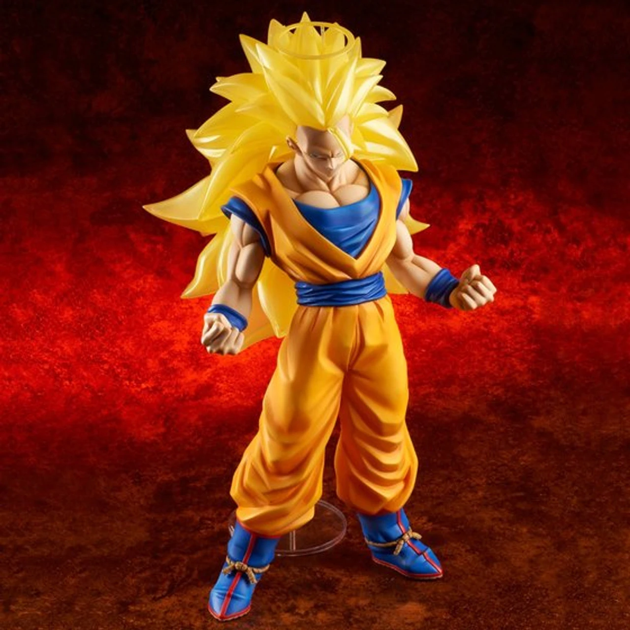 Bandai Gigantic Series Dragon Ball Z Goku (Super Saiyan 3) Limited Ver. - Image 3