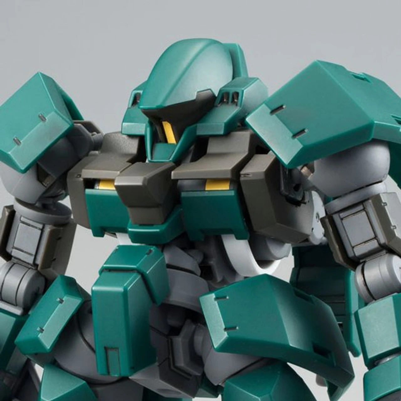 Bandai HG 1/144 Mobile Reginlaze (Standard Type) Plastic Model - Image 3