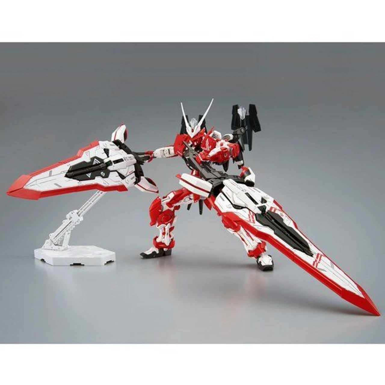 Bandai MG 1/100 Gundam Astray Turn Red Plastic Model - Image 4