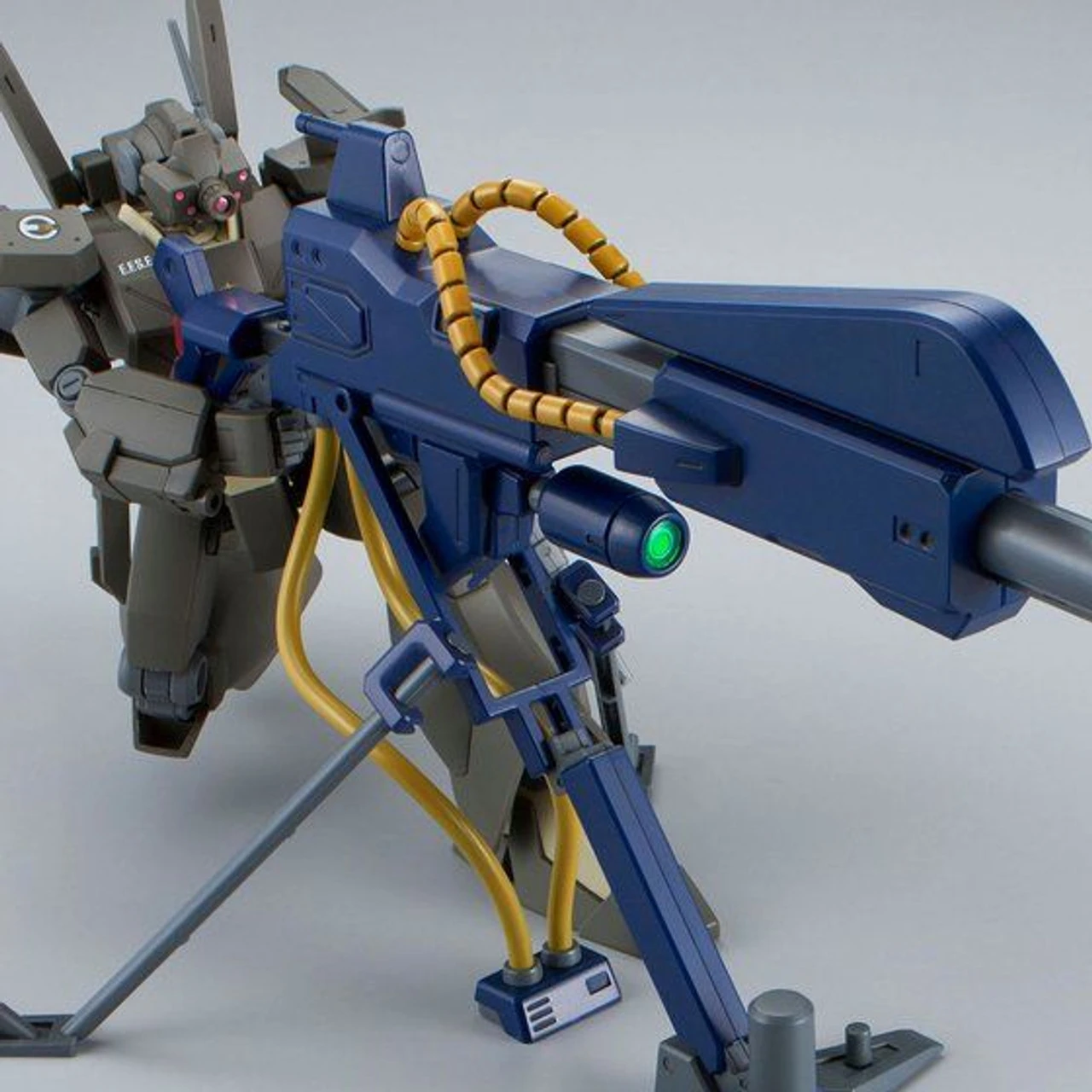 Bandai HGUC 1/144 Mega Bazooka Launcher (Conroy Custom) Plastic Model